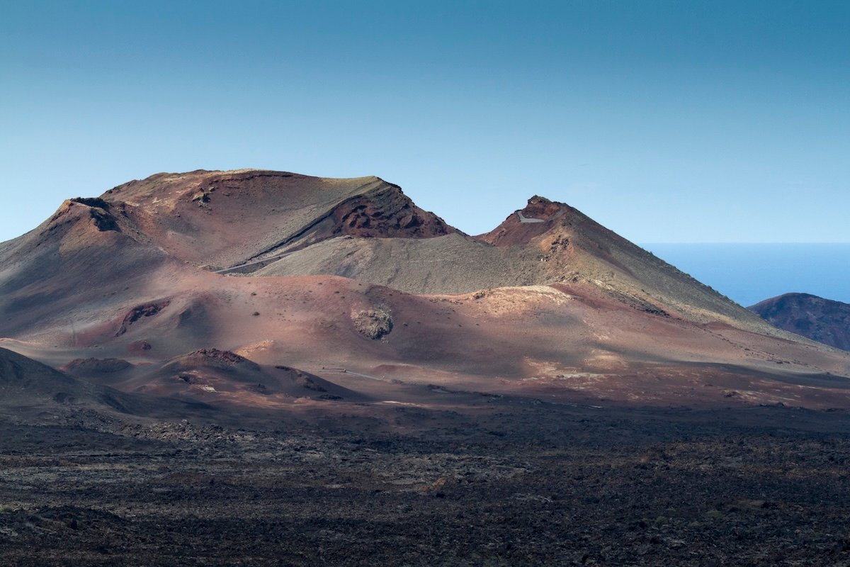 Vulkanlandschaft auf Lanzarote, Kanarische Inseln